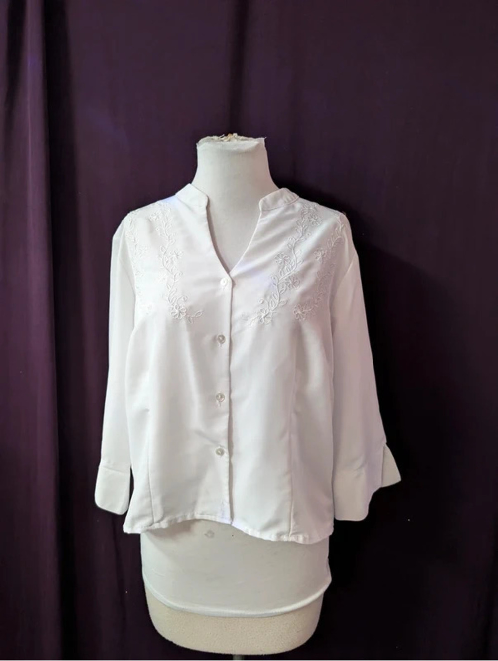 White Embroidered 3/4 Sleeve Blouse 14P